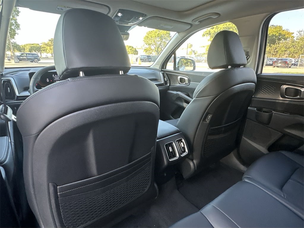 Thumbnail: 2026 Kia Sorento - 12