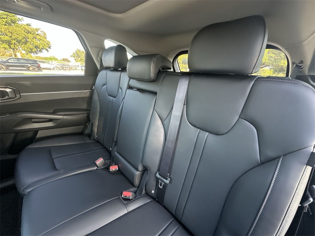 Thumbnail: 2026 Kia Sorento - 13