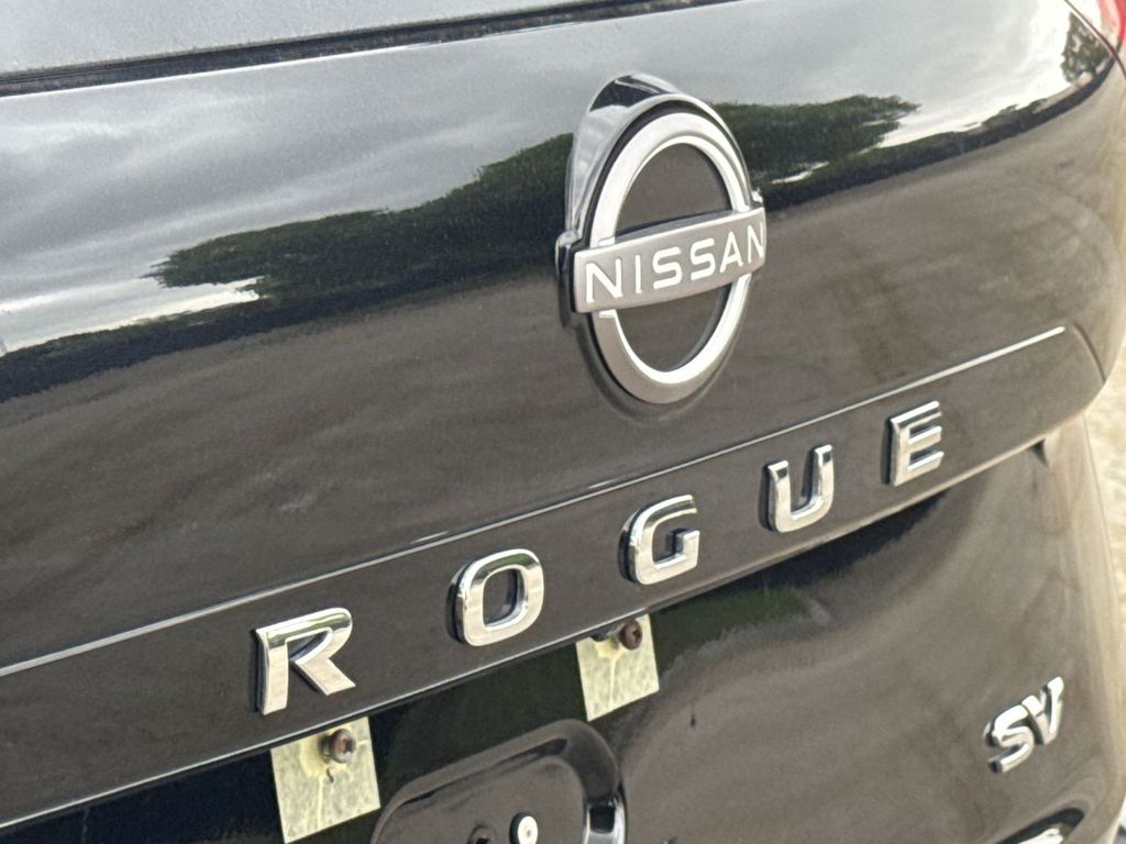 Thumbnail: 2023 Nissan Rogue - 6