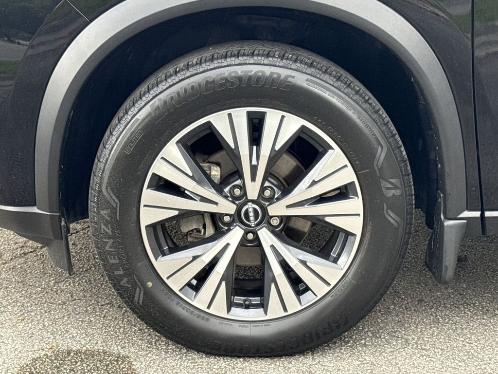 Thumbnail: 2023 Nissan Rogue - 7