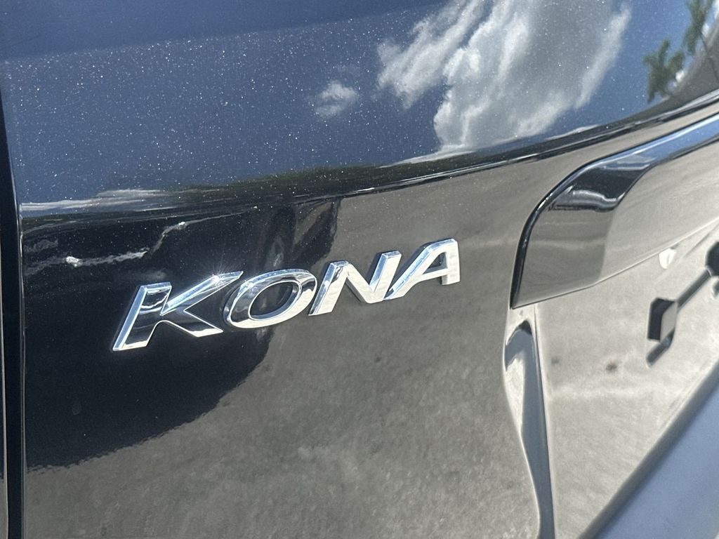 Thumbnail: 2023 Hyundai Kona - 6