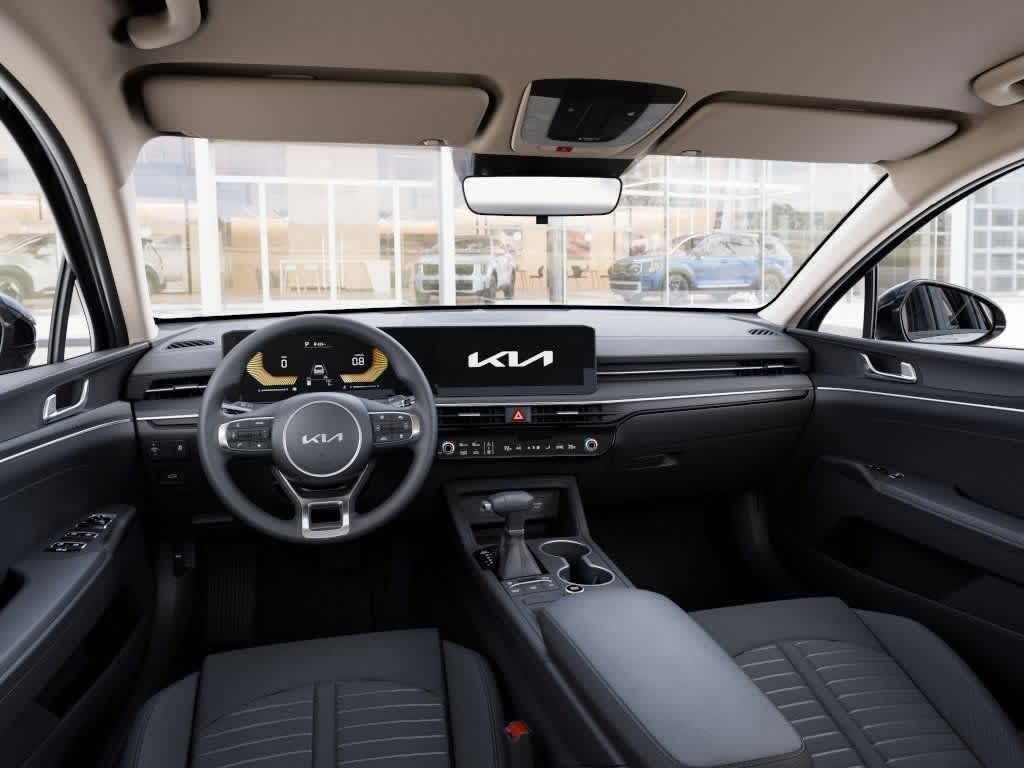 Thumbnail: 2026 Kia K5 - 2