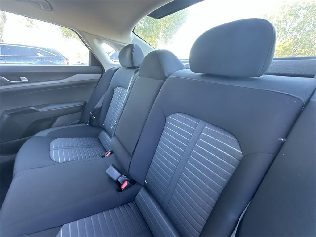 Thumbnail: 2026 Kia K5 - 13