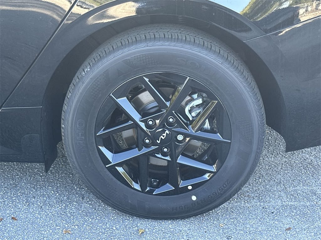 Thumbnail: 2026 Kia K5 - 8