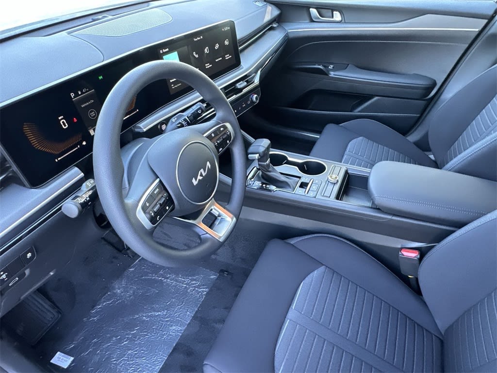 Thumbnail: 2026 Kia K5 - 2