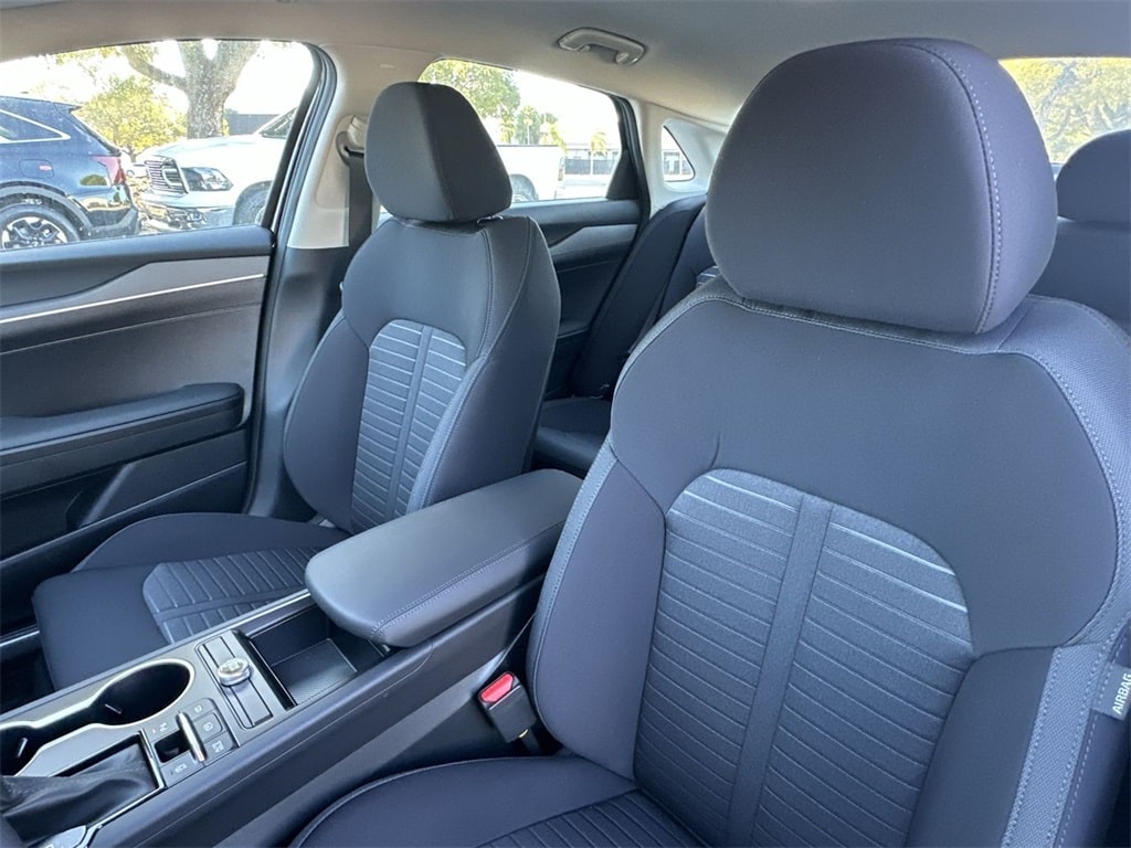 Thumbnail: 2026 Kia K5 - 11