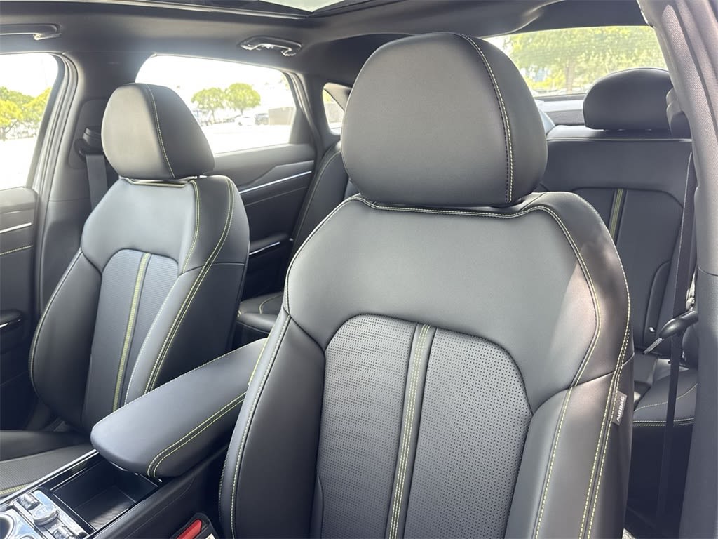 Thumbnail: 2026 Kia K5 - 11