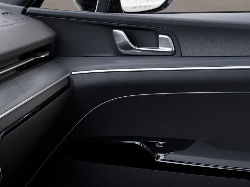 Thumbnail: 2025 Kia K5 - 24