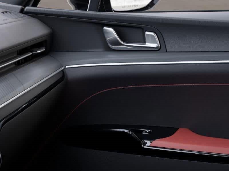 Thumbnail: 2025 Kia K5 - 25