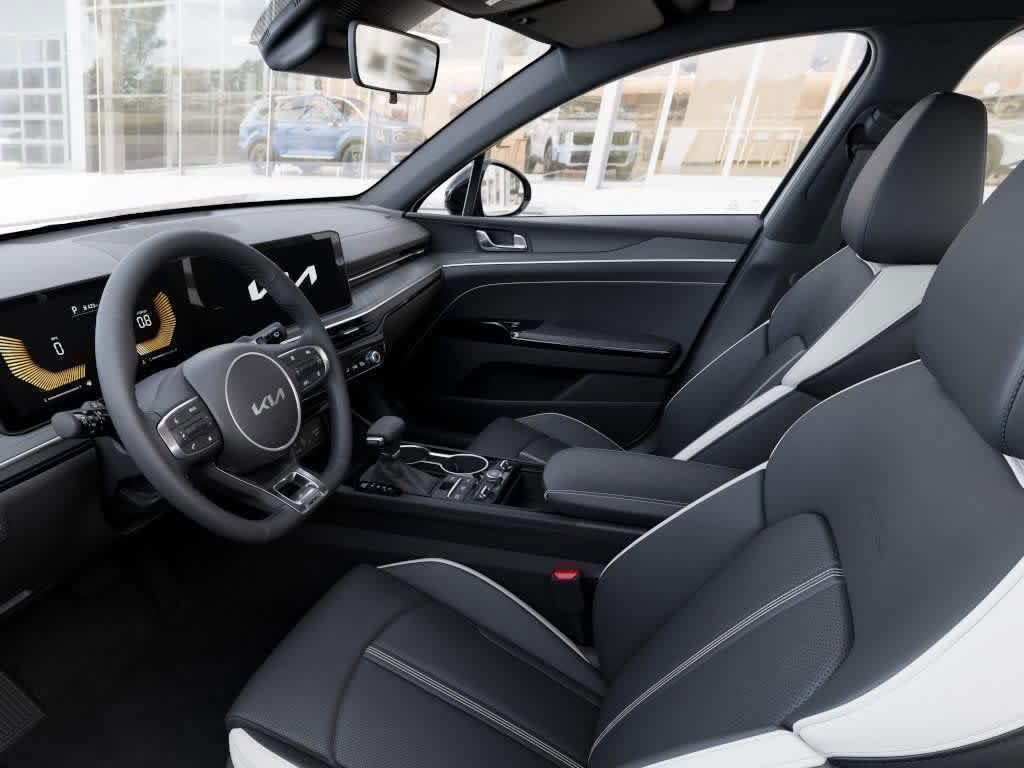Thumbnail: 2026 Kia K5 - 8