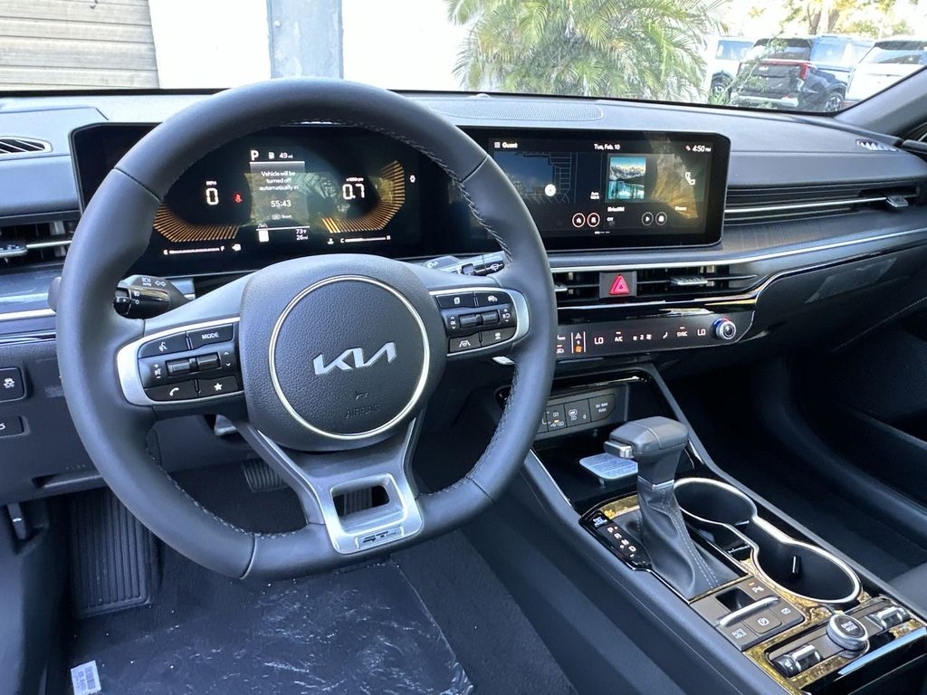 Thumbnail: 2026 Kia K5 - 2
