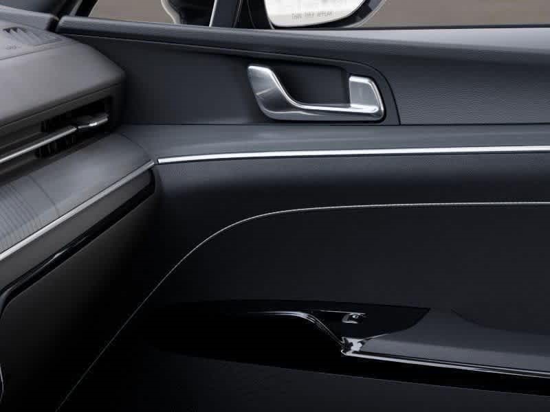 Thumbnail: 2025 Kia K5 - 25