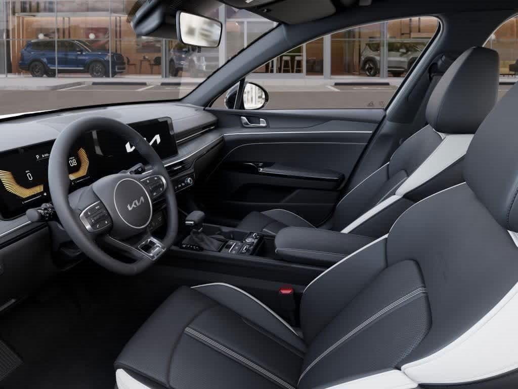 Thumbnail: 2025 Kia K5 - 8