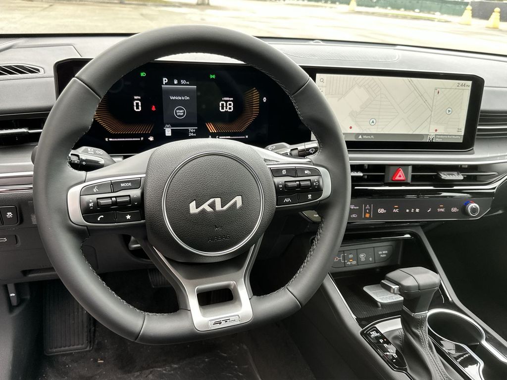 Thumbnail: 2026 Kia K5 - 2