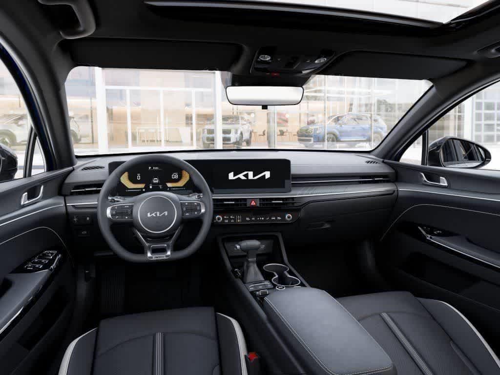 Thumbnail: 2026 Kia K5 - 2