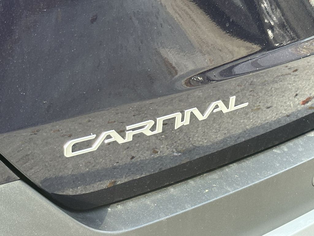 Thumbnail: 2026 Kia Carnival - 7