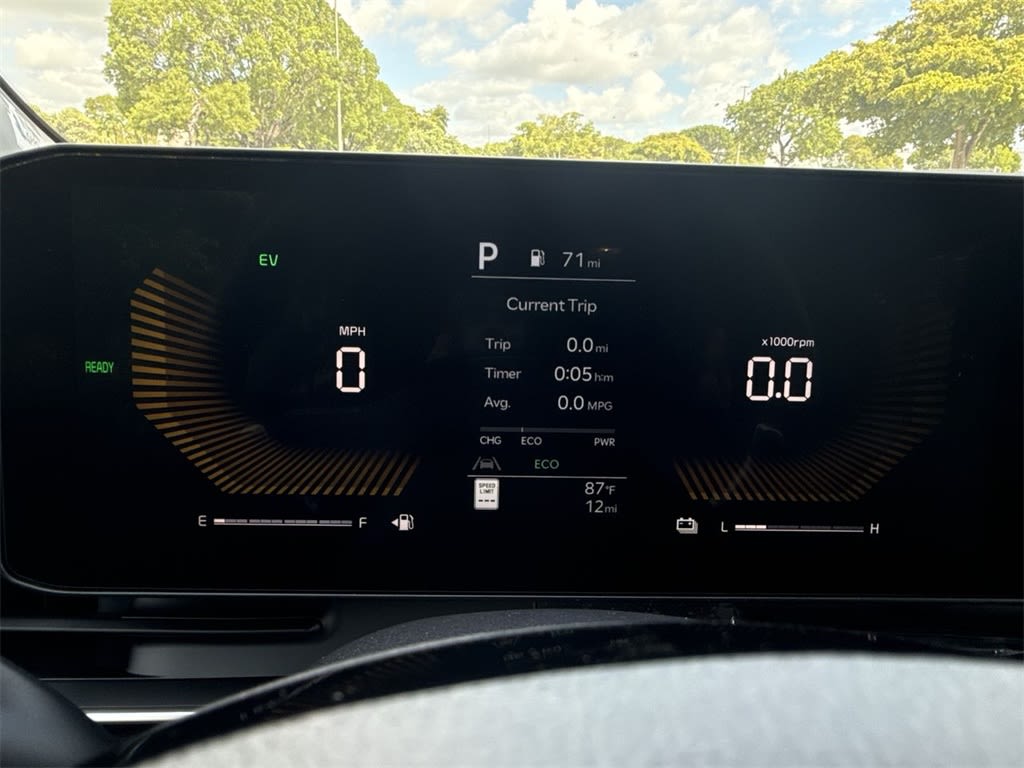 Thumbnail: 2025 Kia Carnival - 15