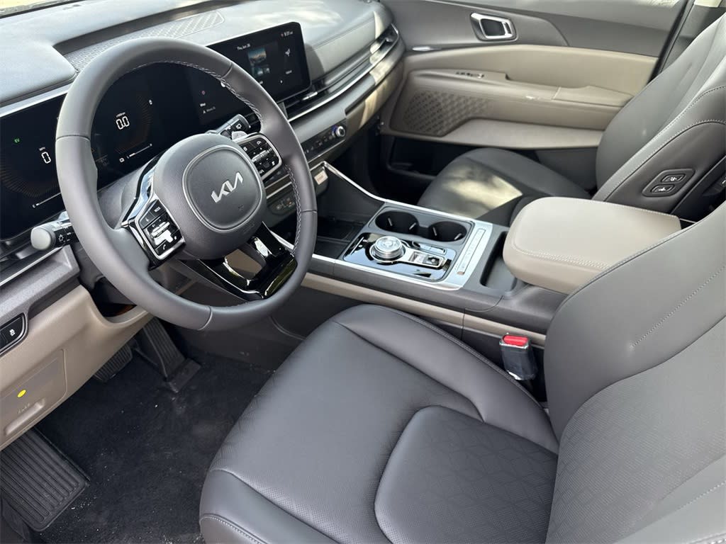 Thumbnail: 2025 Kia Carnival - 11