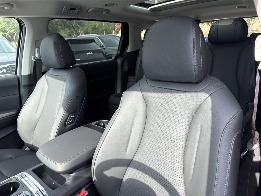 Thumbnail: 2026 Kia Carnival - 11