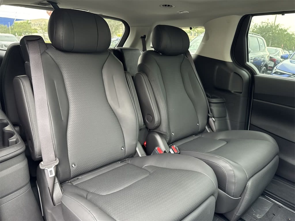 Thumbnail: 2026 Kia Carnival - 27