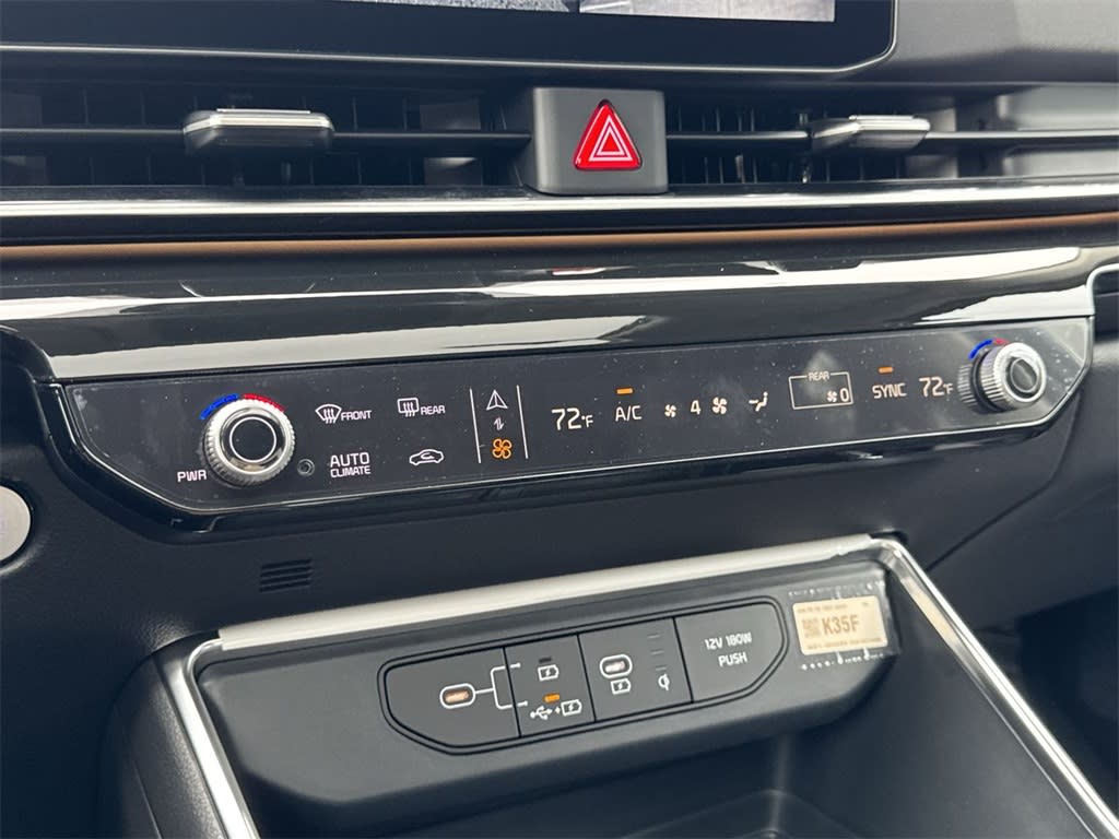 Thumbnail: 2026 Kia Carnival - 25