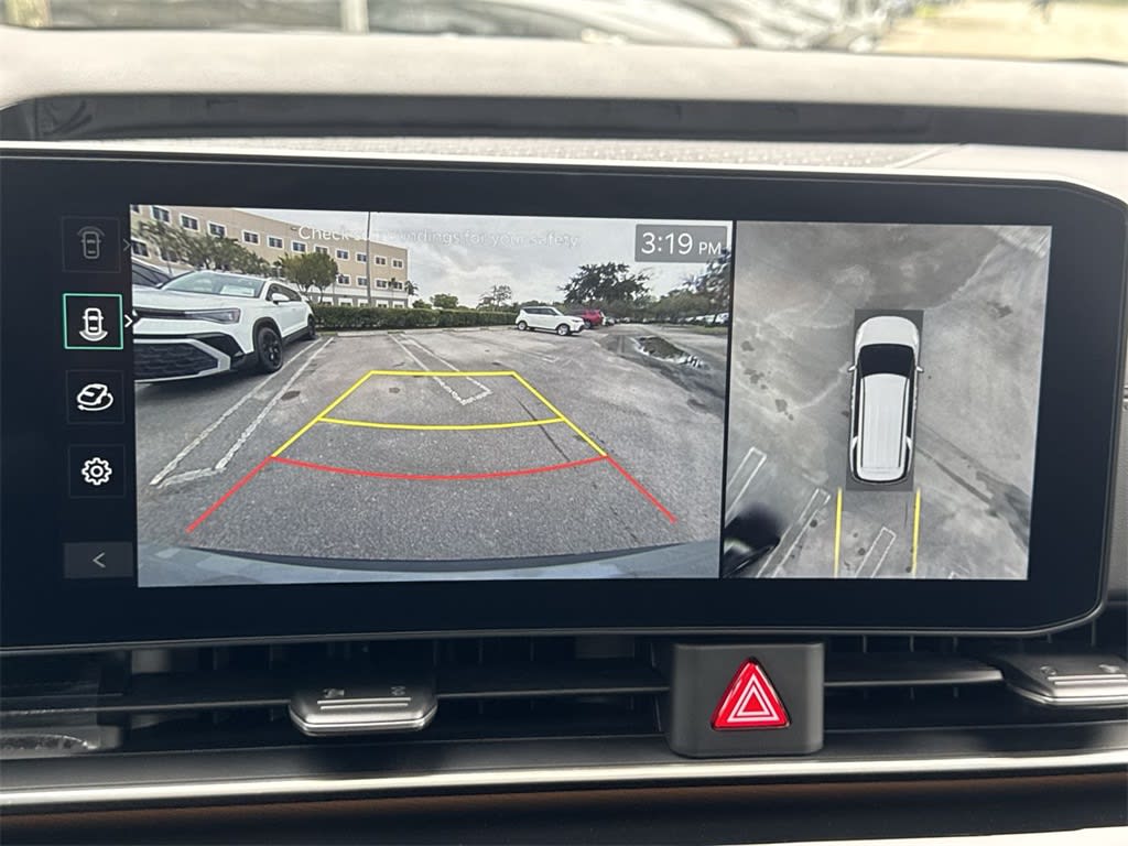 Thumbnail: 2026 Kia Carnival - 24