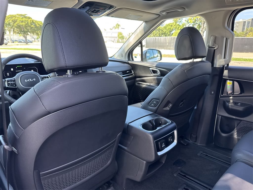 Thumbnail: 2026 Kia Carnival - 12