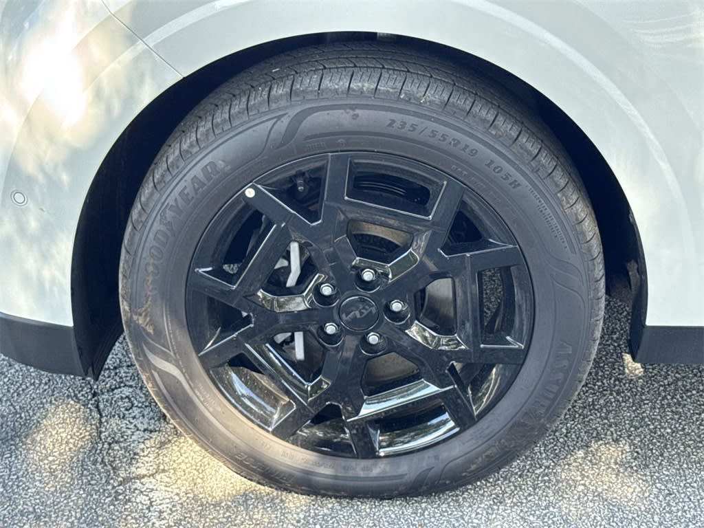 Thumbnail: 2026 Kia Carnival - 8