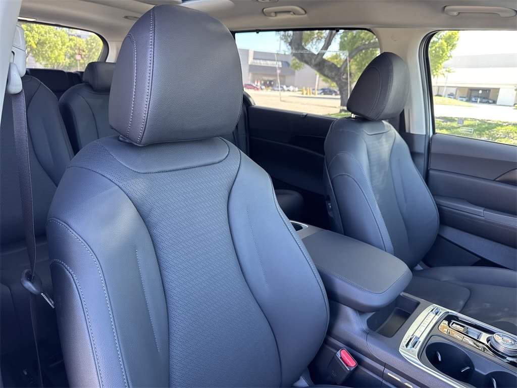 Thumbnail: 2026 Kia Carnival - 29