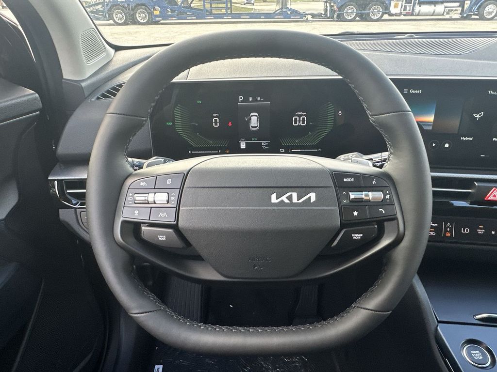 Thumbnail: 2026 Kia Sportage - 10