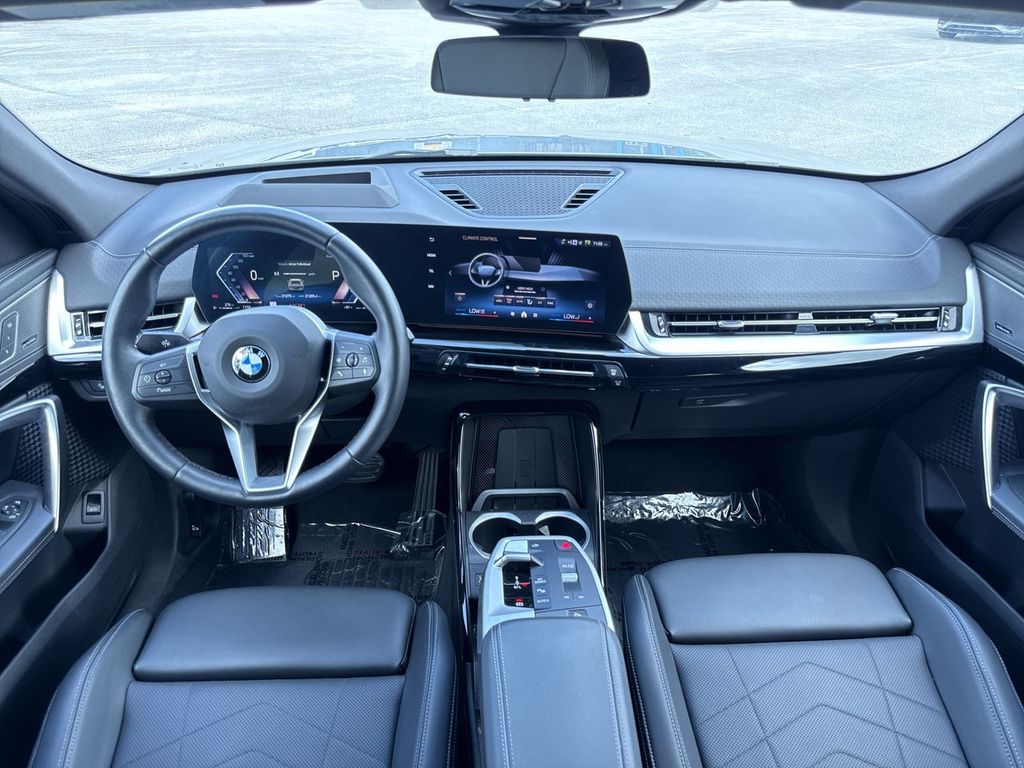 Thumbnail: 2026 BMW X2 - 14