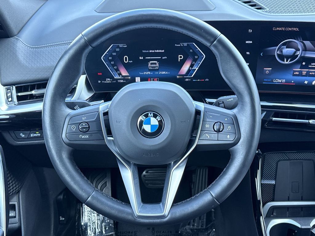 Thumbnail: 2026 BMW X2 - 10