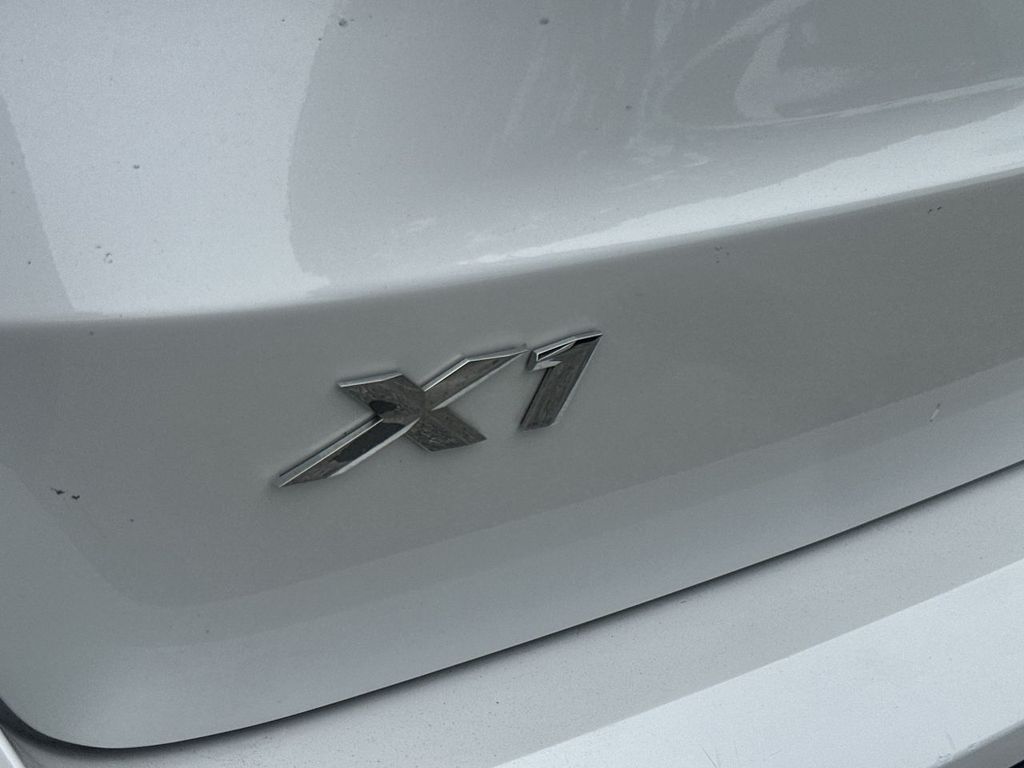 Thumbnail: 2025 BMW X1 - 7