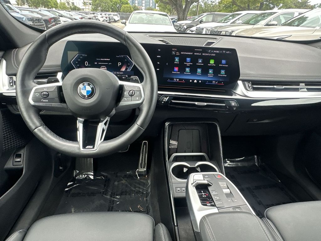 Thumbnail: 2025 BMW X1 - 2
