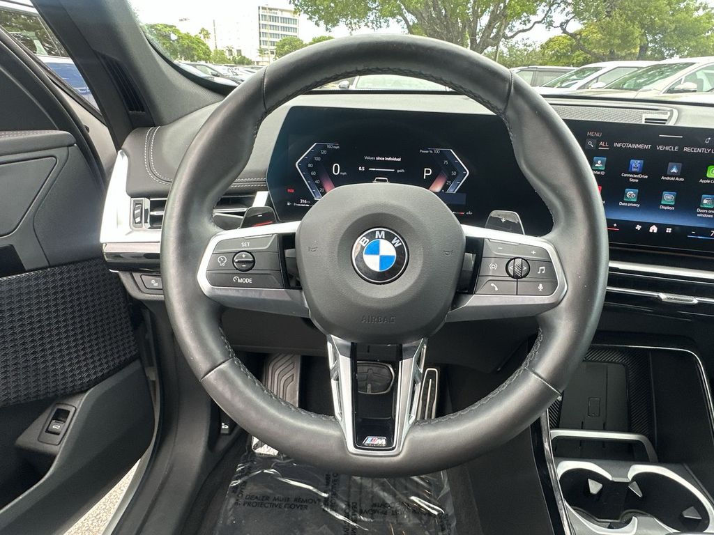 Thumbnail: 2025 BMW X1 - 14