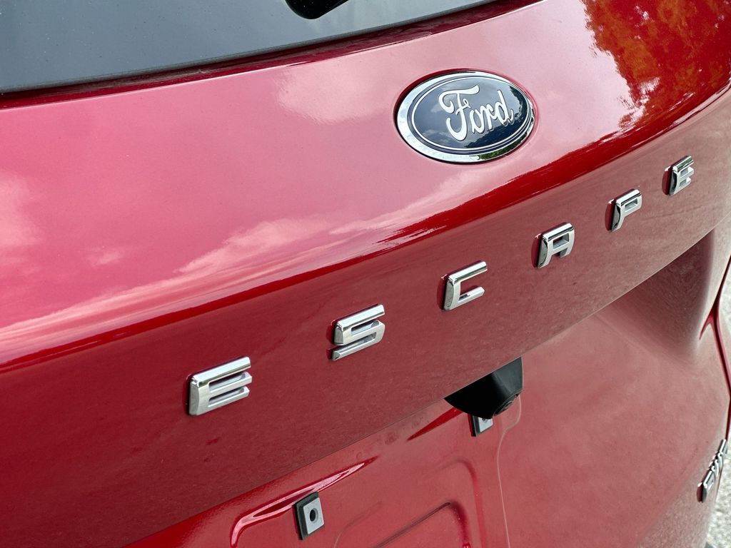 Thumbnail: 2025 Ford Escape - 23