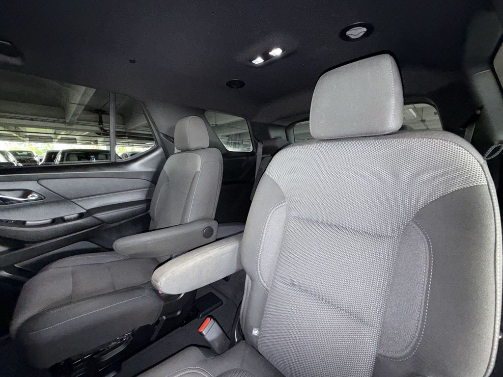 Thumbnail: 2023 Chevrolet Traverse - 12