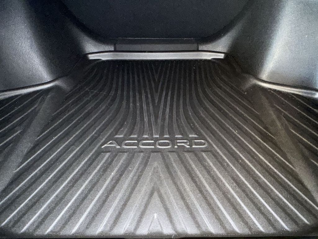 Thumbnail: 2025 Honda Accord - 18