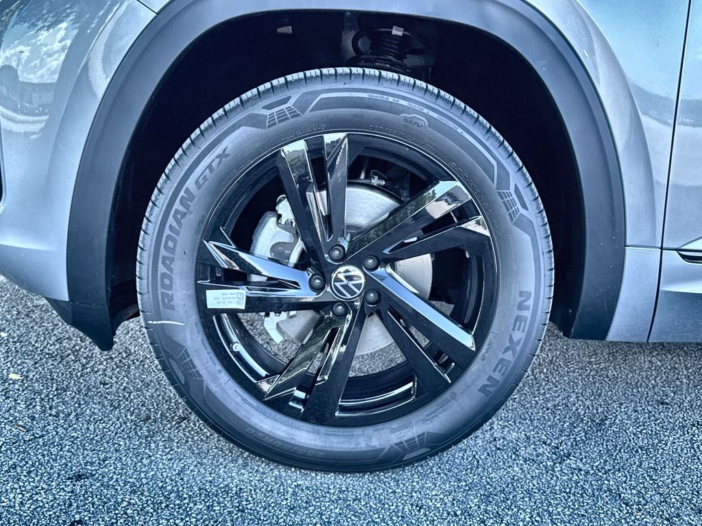 Thumbnail: 2026 Volkswagen Atlas - 8