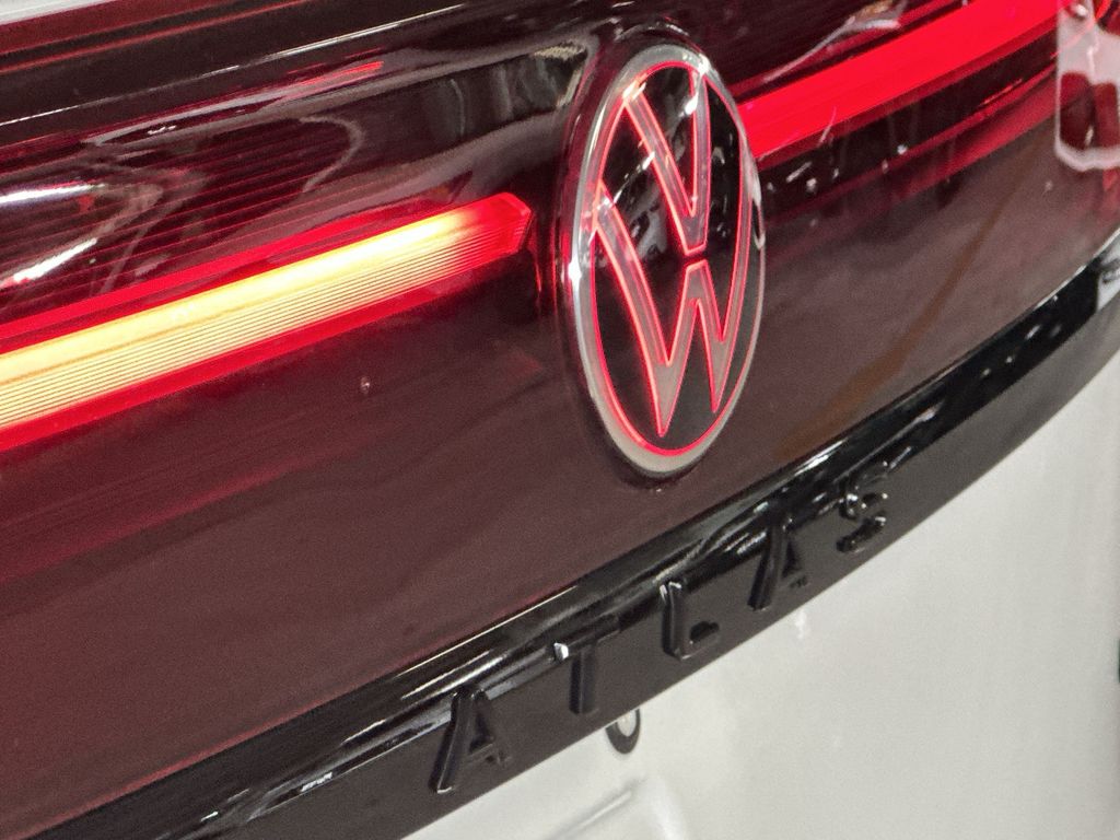 Thumbnail: 2025 Volkswagen Atlas - 6