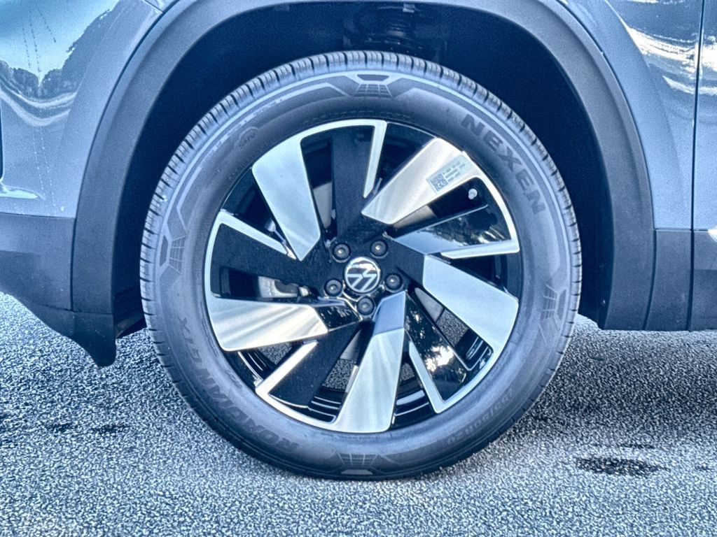 Thumbnail: 2026 Volkswagen Atlas - 6