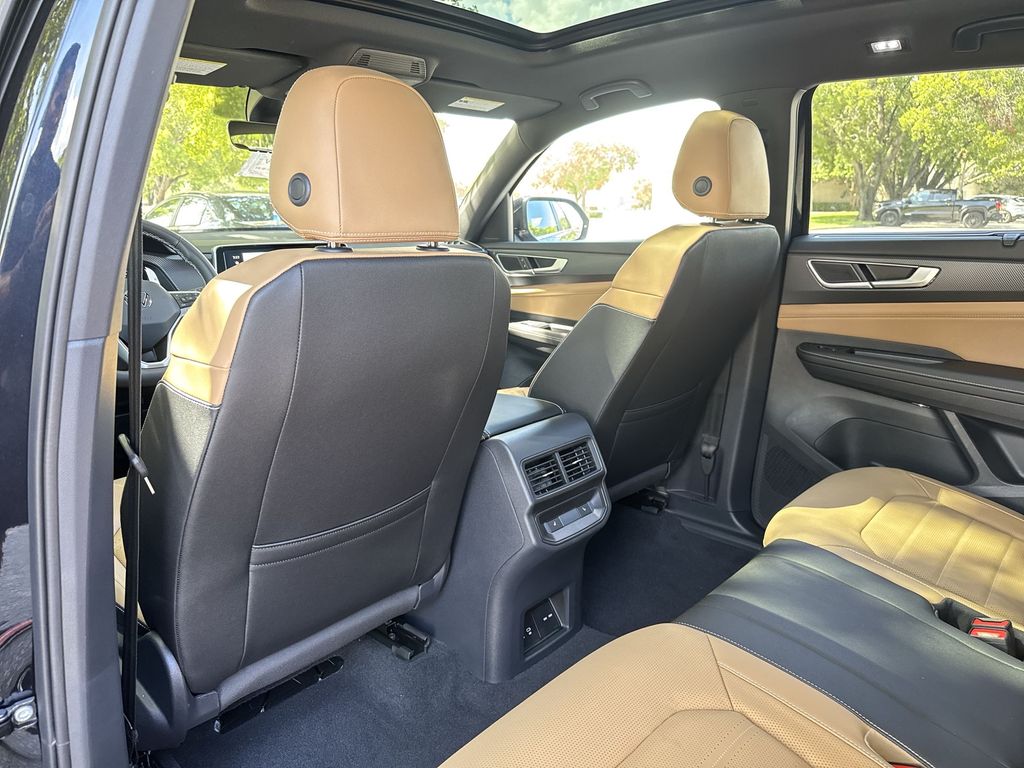 Thumbnail: 2026 Volkswagen Atlas - 27