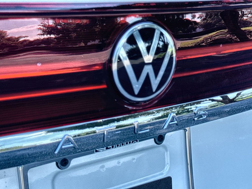Thumbnail: 2026 Volkswagen Atlas - 6