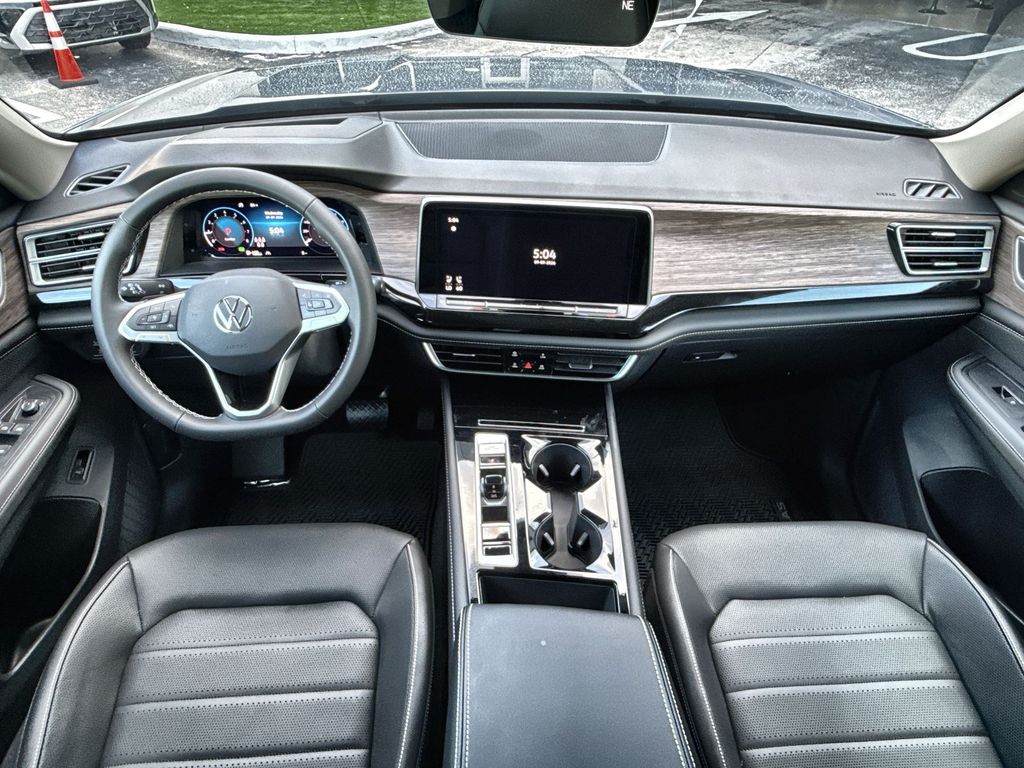 Thumbnail: 2026 Volkswagen Atlas - 13