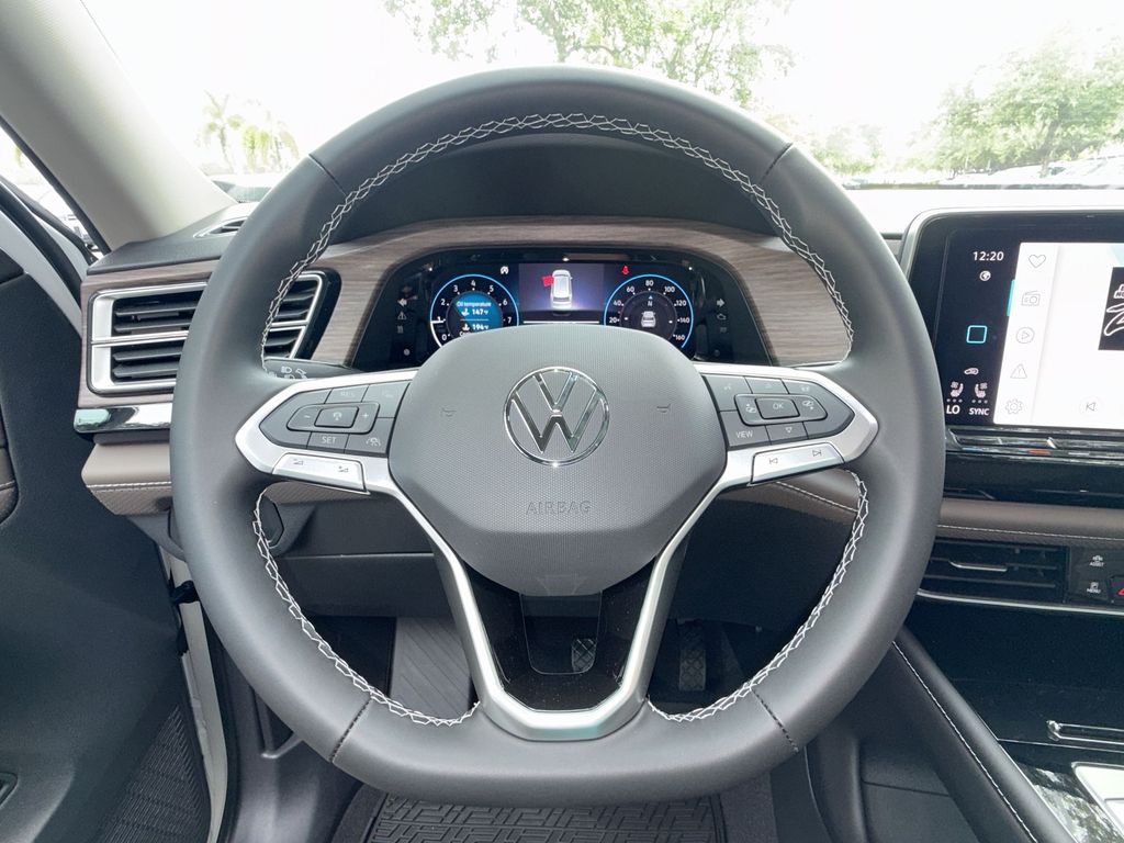 Thumbnail: 2026 Volkswagen Atlas - 10