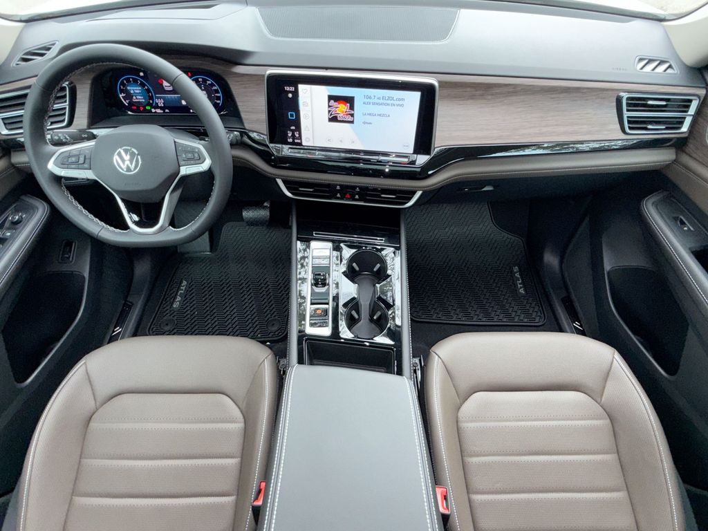 Thumbnail: 2026 Volkswagen Atlas - 14