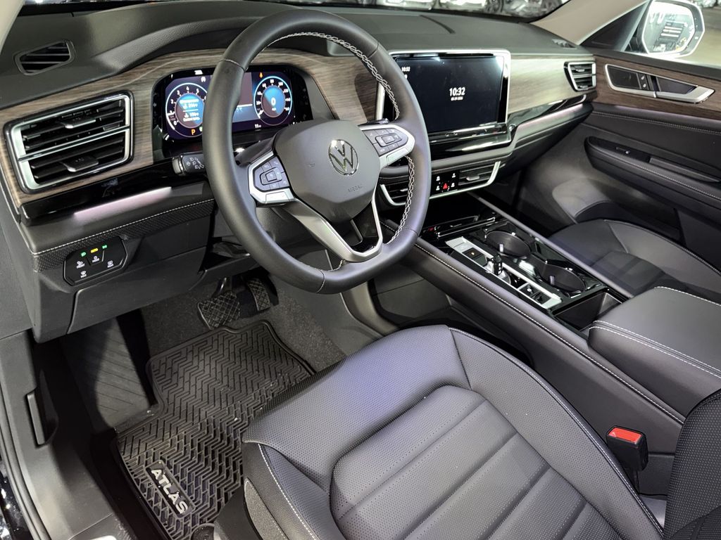 Thumbnail: 2026 Volkswagen Atlas - 2