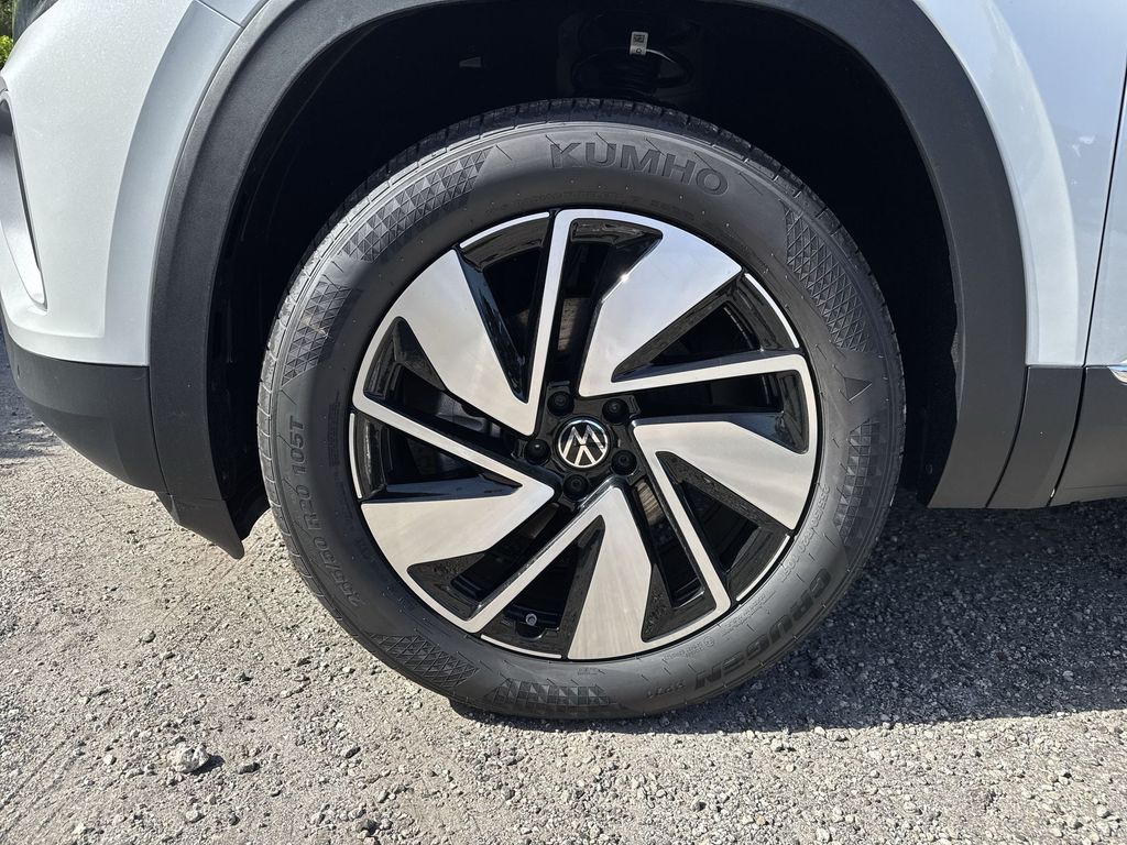 Thumbnail: 2026 Volkswagen Atlas - 8