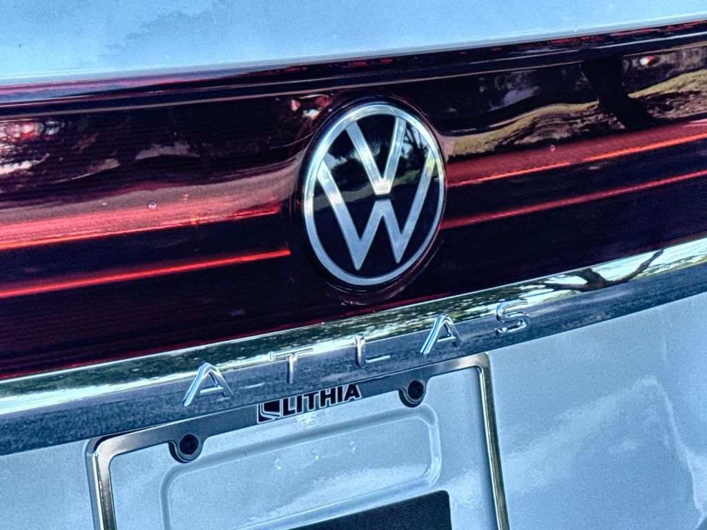 Thumbnail: 2026 Volkswagen Atlas - 6