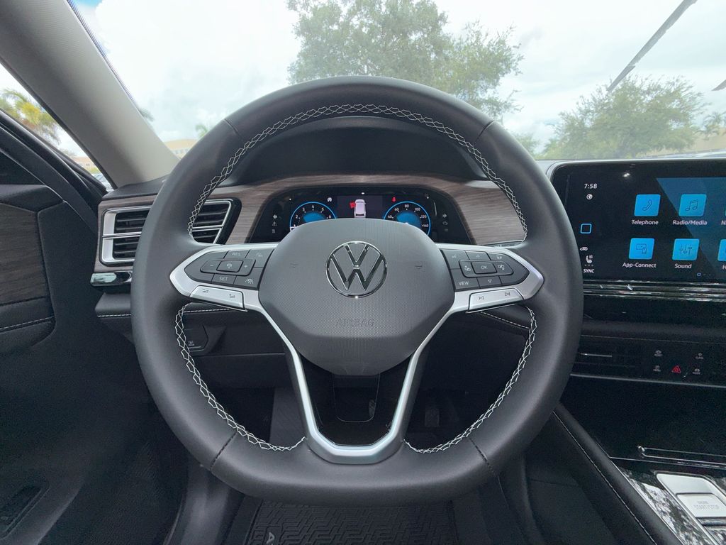 Thumbnail: 2026 Volkswagen Atlas - 10